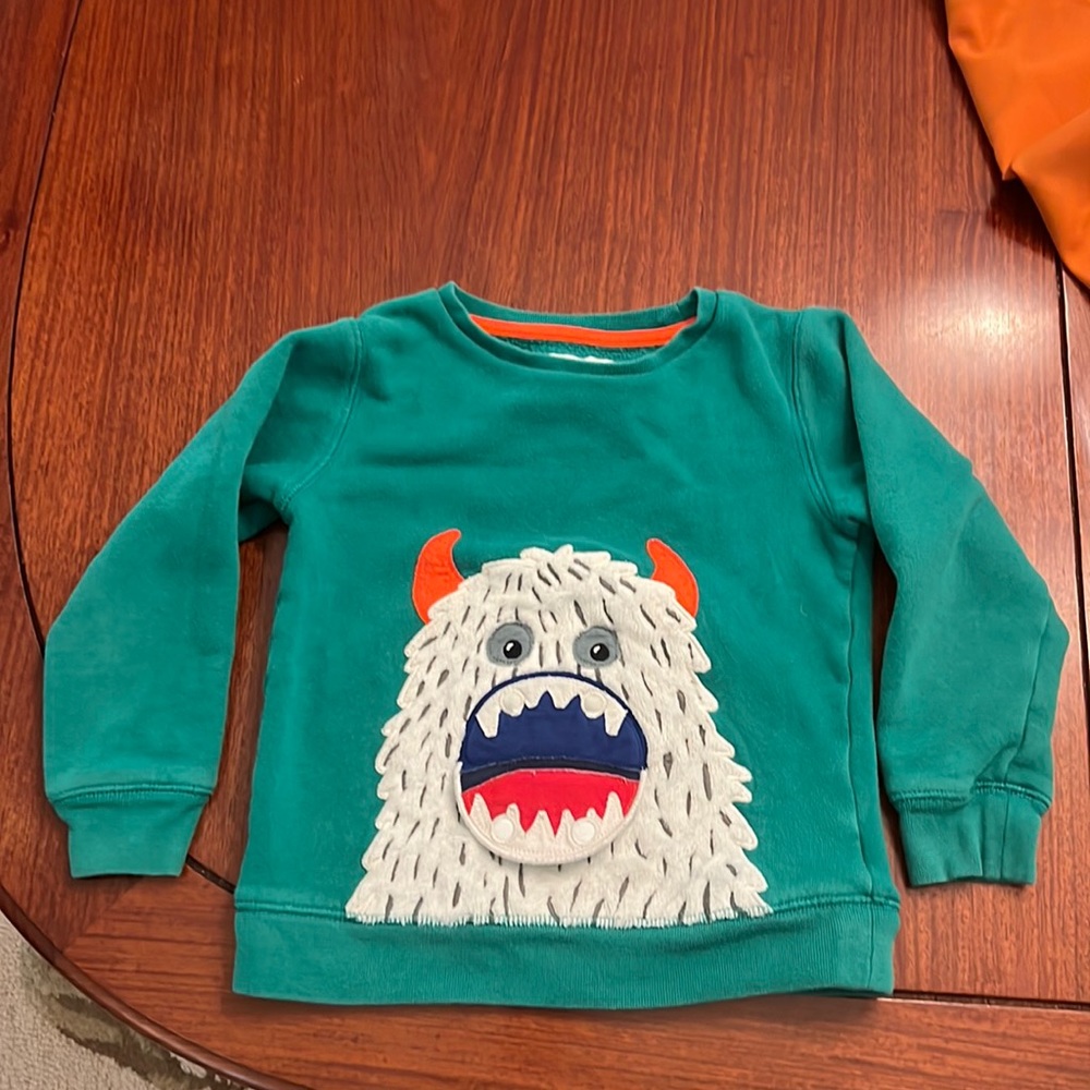Mini Boden green sweatshirt size 4-5 year 110 cm
